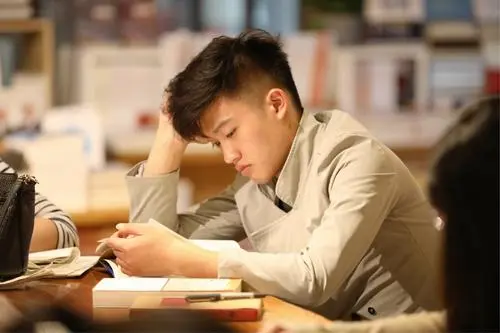 同等学力可以跨专业报考申硕吗？